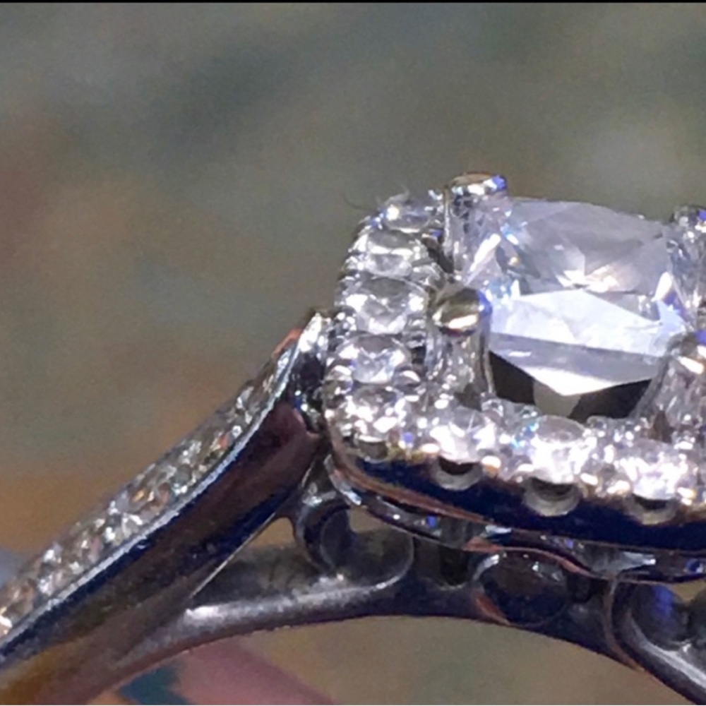 Leo Diamond engagement/wedding ring set - Picture 3 of 3